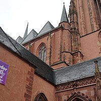 Solidarität, von weitem zu sehen