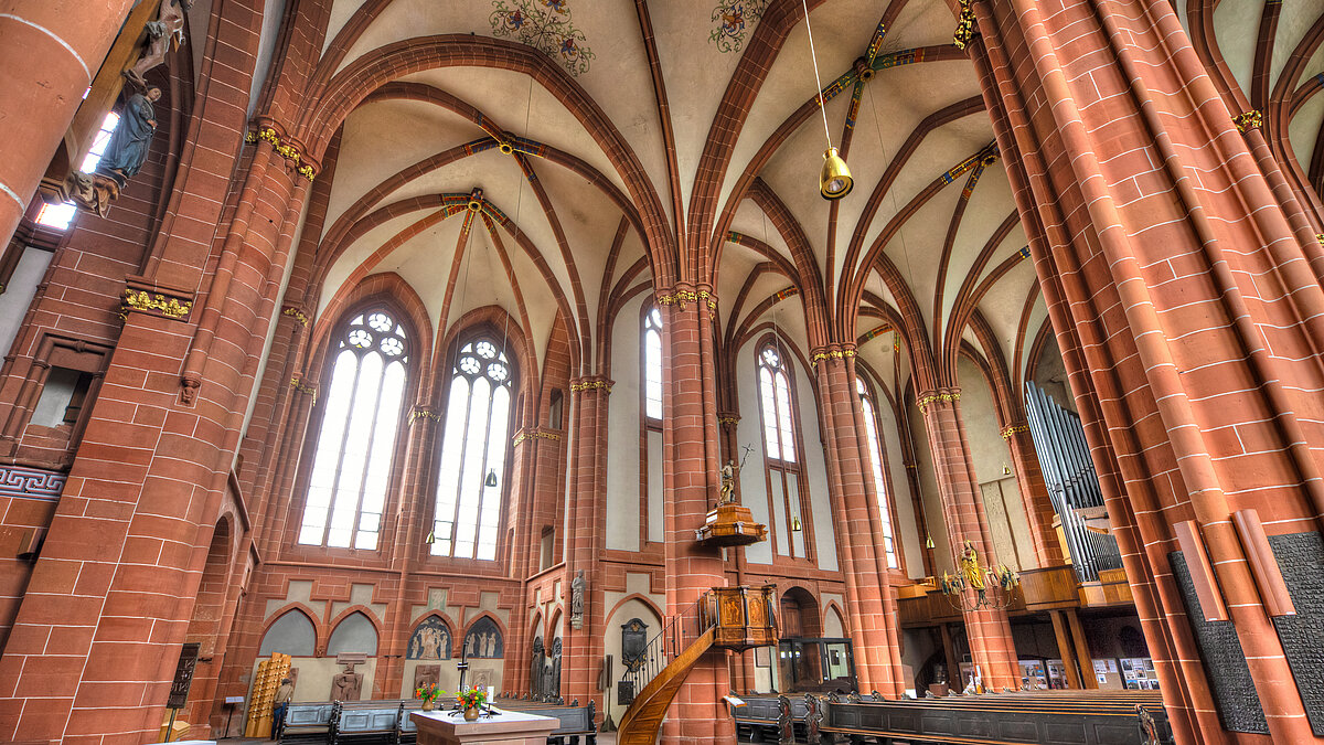 Den Kirchenraum gemeinsam erkunden